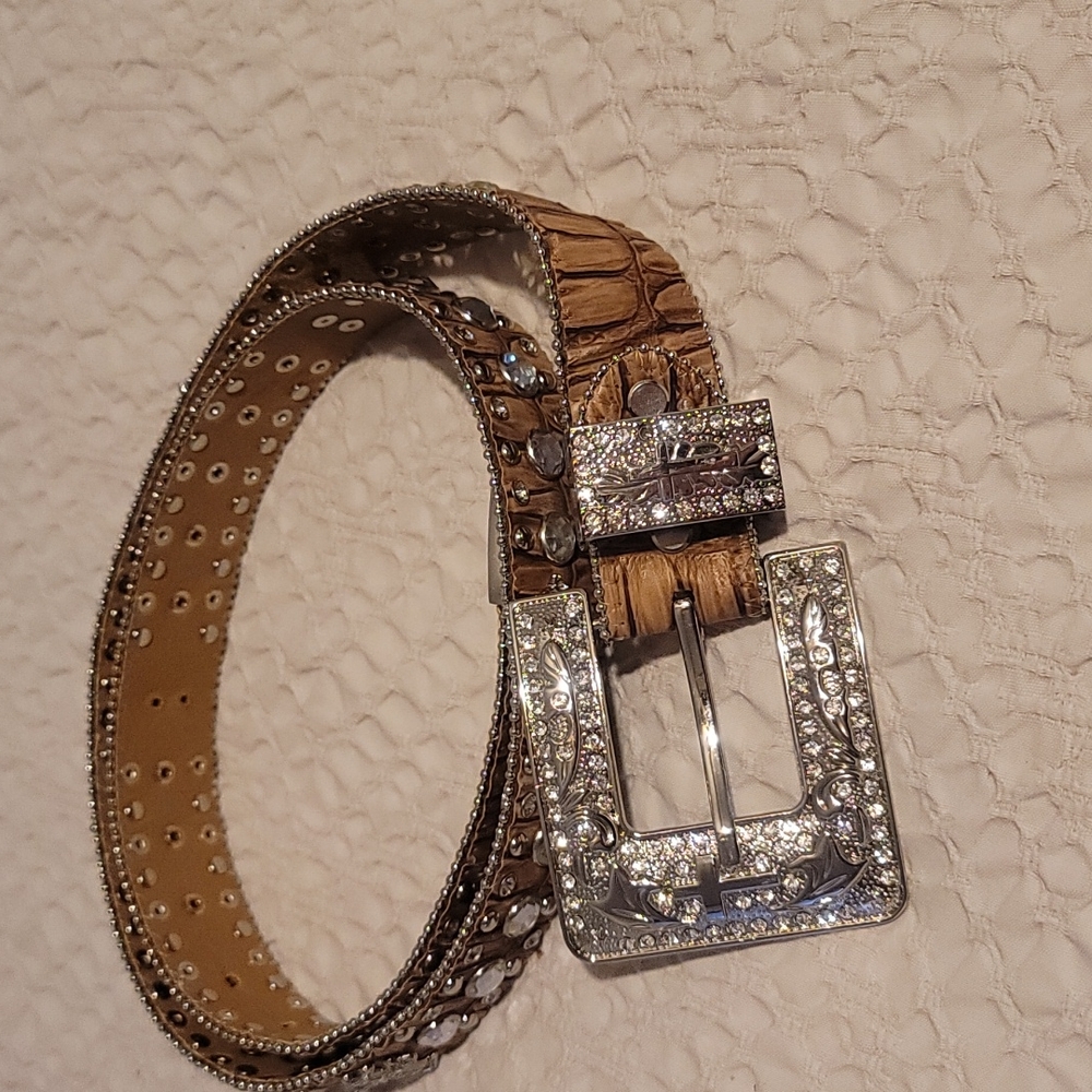 Belt with bling